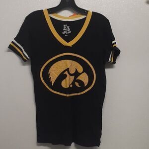 Iowa Hawkeyes size M short sleeve shirt.